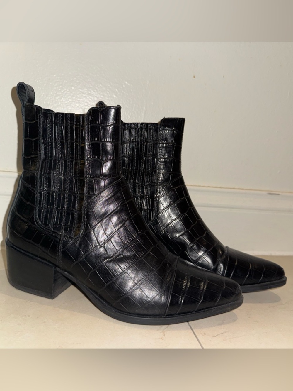 Vagabond Marja Croc Leather Booties - EU 38